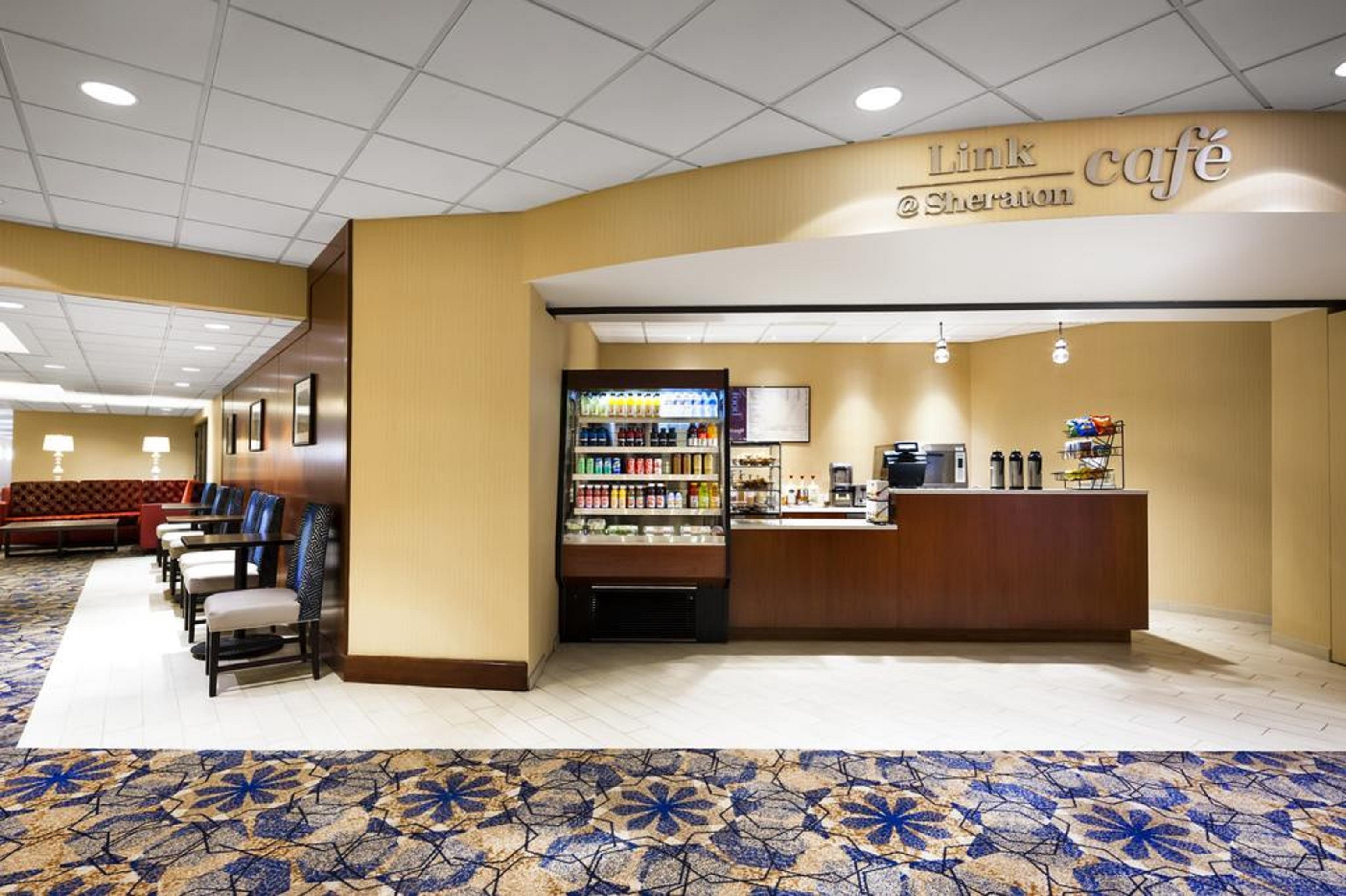 Sheraton Pittsburgh Hotel At Station Square Exterior foto